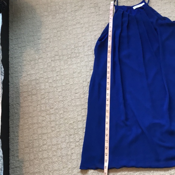 Flowy royal blue shift dress. - Picture 6 of 9